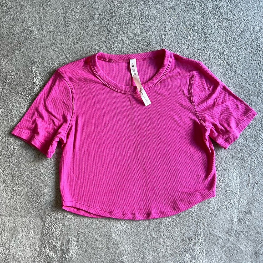 Lululemon crop top